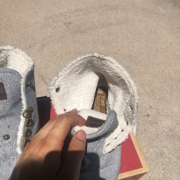 Great Condition Rare Toms High Tops Boots - Picture 14 of 14